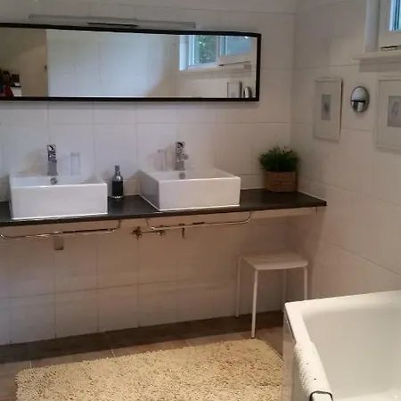 De Hooge Woeste Vakantiehuis Emst