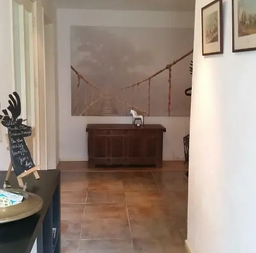 Semesterbostad De Hooge Woeste Emst